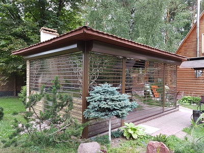 Прозрачные рольставни для беседки